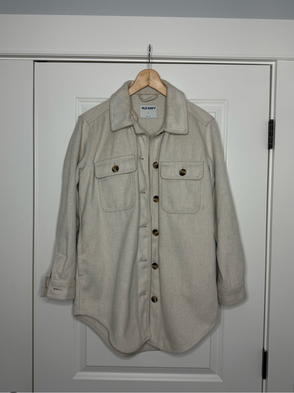 Old Navy Cream Button-Front Utility Shacket